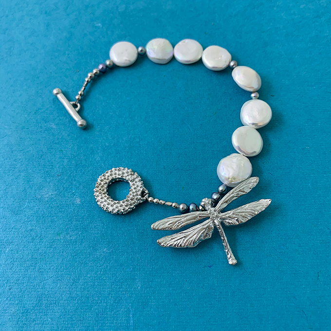 Dragonfly Coin Style Pearl Bracelet