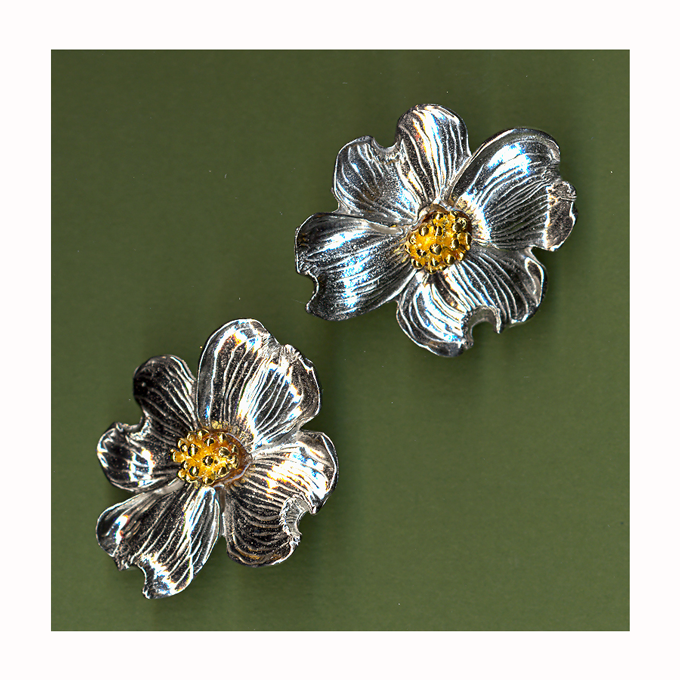 Dogwood Earrings 2-Tone