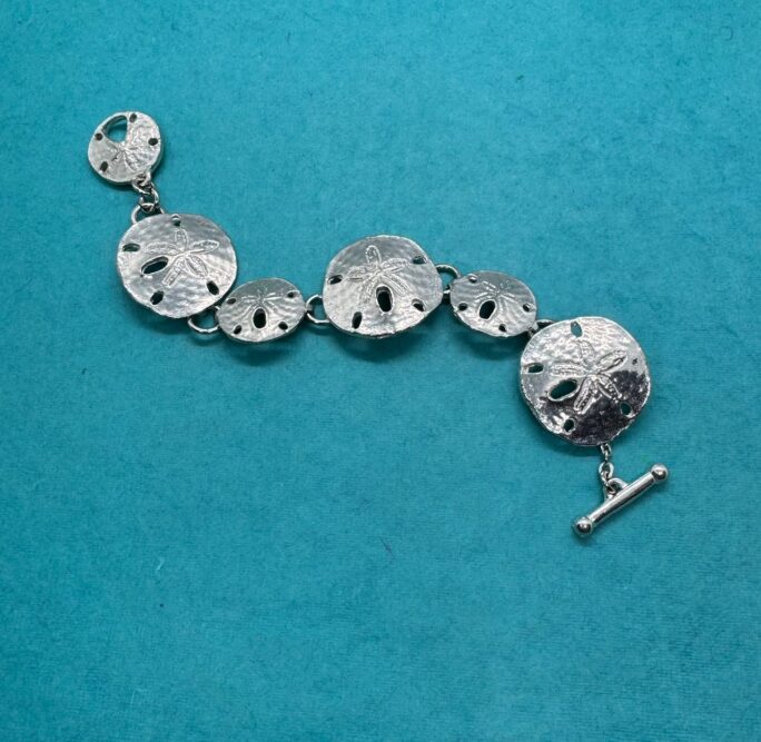 Sand dollar Link Assorted bracelet