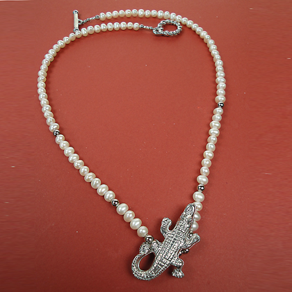 Alligator Pearl Necklace