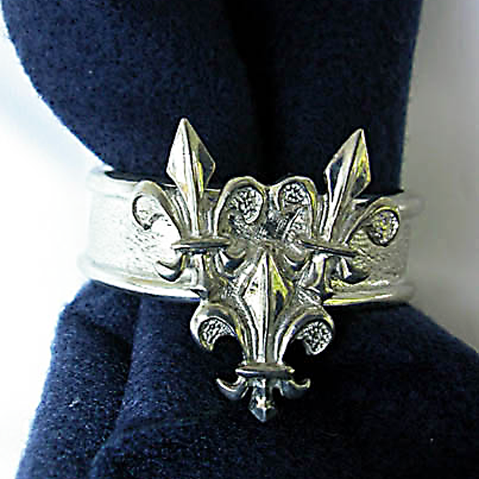 Fleur De Lis Trio Napkin Rings