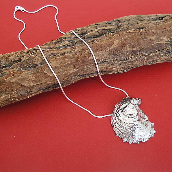 Oyster Chain Necklace