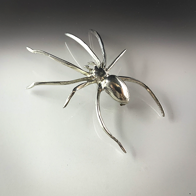 Spider Pin