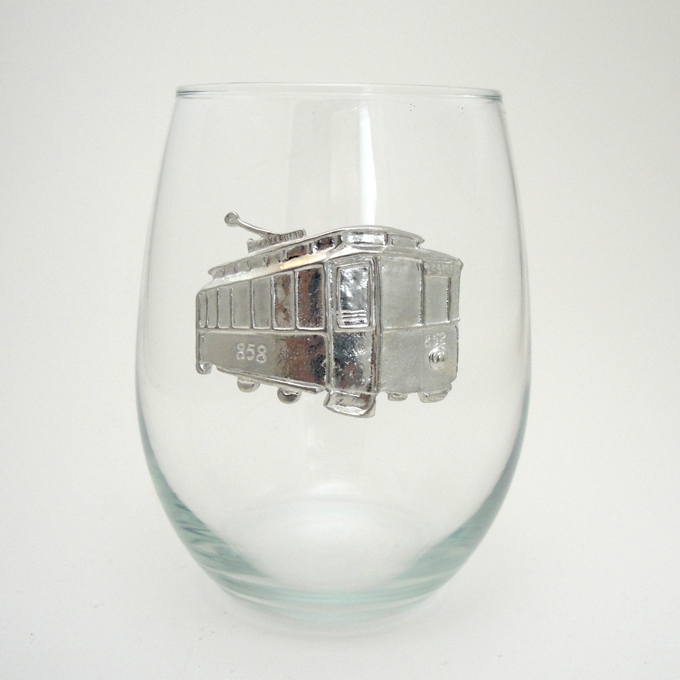Stemless, Streetcar