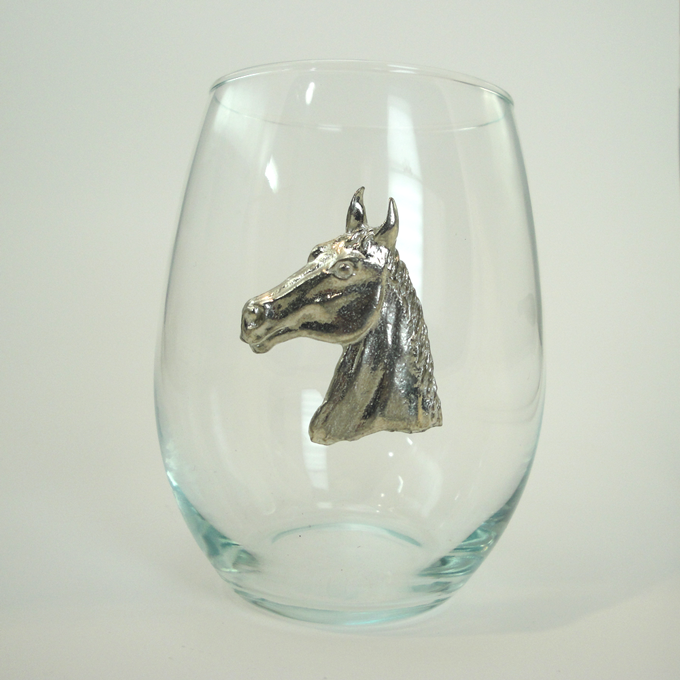 Stemless, Horse