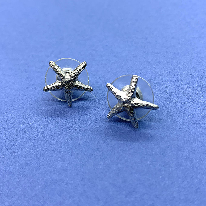 Starfish tiny earrings post